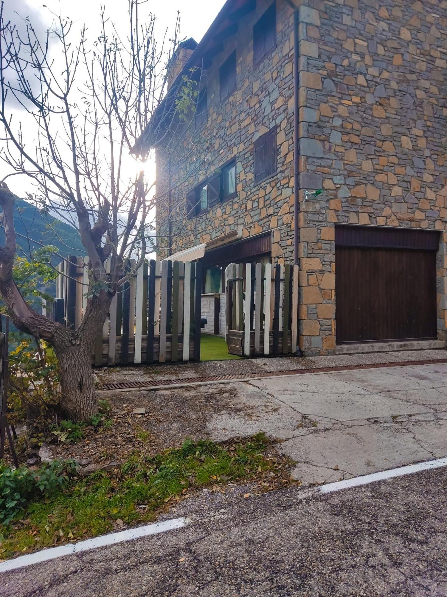 Apartments Estación Εξωτερικό φωτογραφία